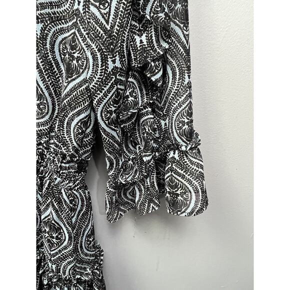 Misa Los Angeles Genette Dress Womens small Black V-Neck Short Ruffle Geo - Picture 6 of 8